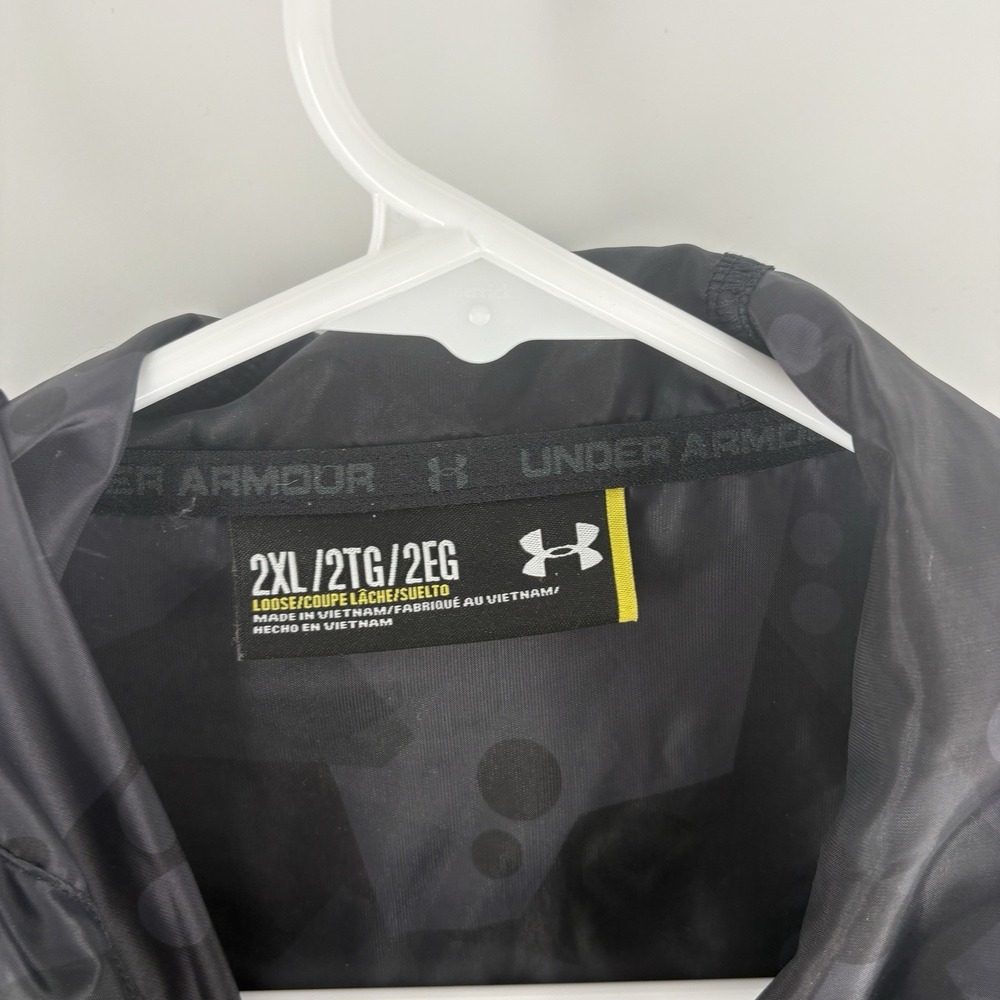 Under Armour Windbreaker Jacket Mens 2XL Vented Black Camo Hooded Full Zip Loose - Picture 7 of 10